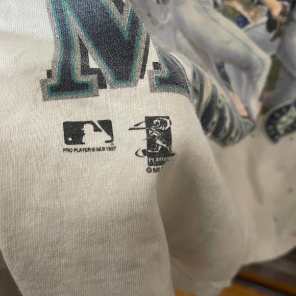SOLD VTG Seattle Mariners Power Company 1997 Shirt - Picture 5 of 5